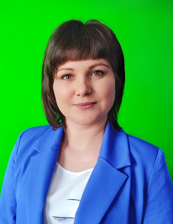 Лысенко Леся Станиславовна.